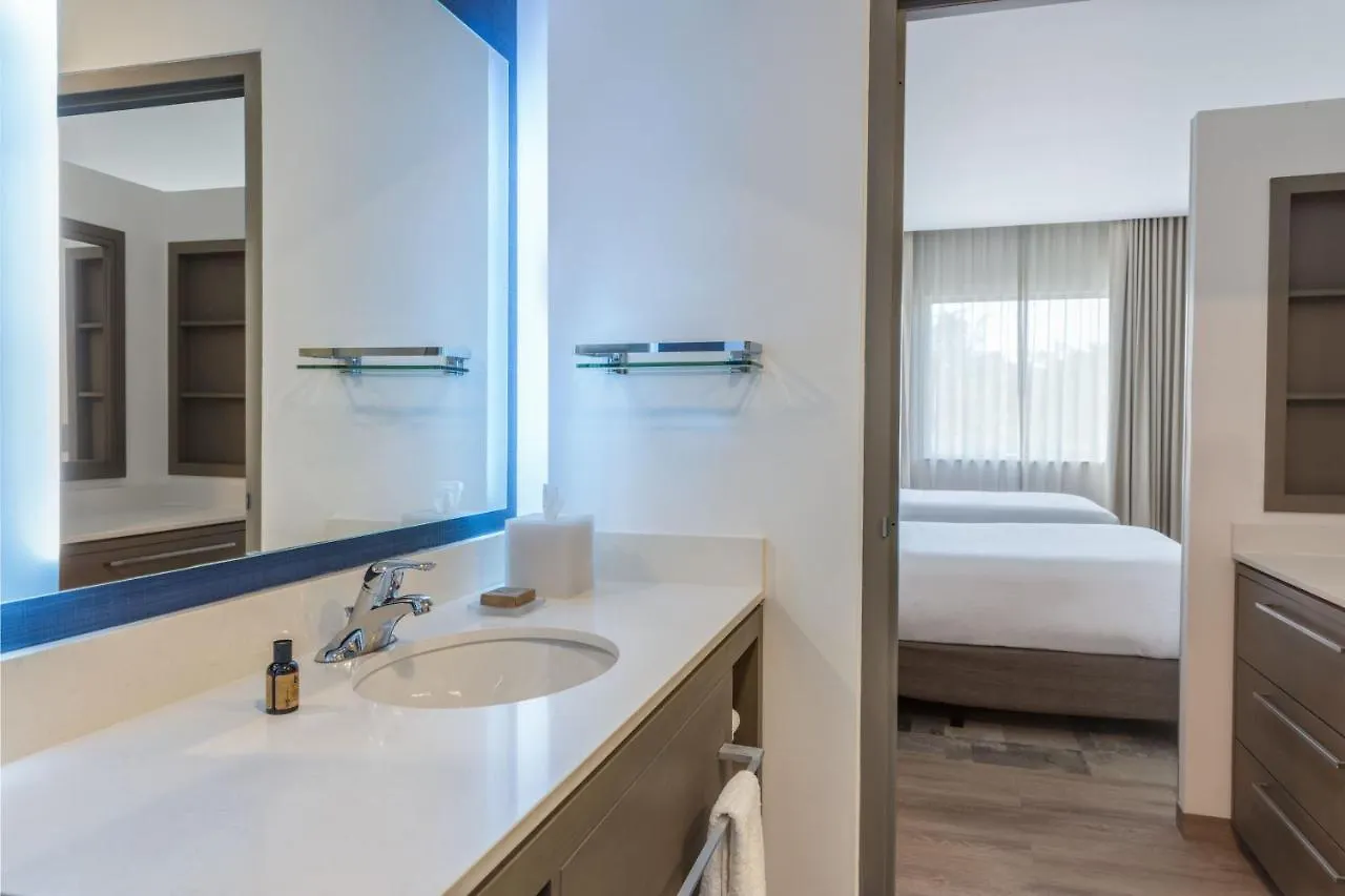فندق Residence Inn By Marriott بلايا ديل كارمن