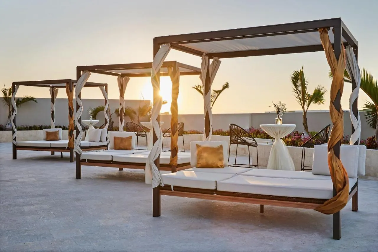 Residence Inn By Marriott Playa Del Carmen Hotel