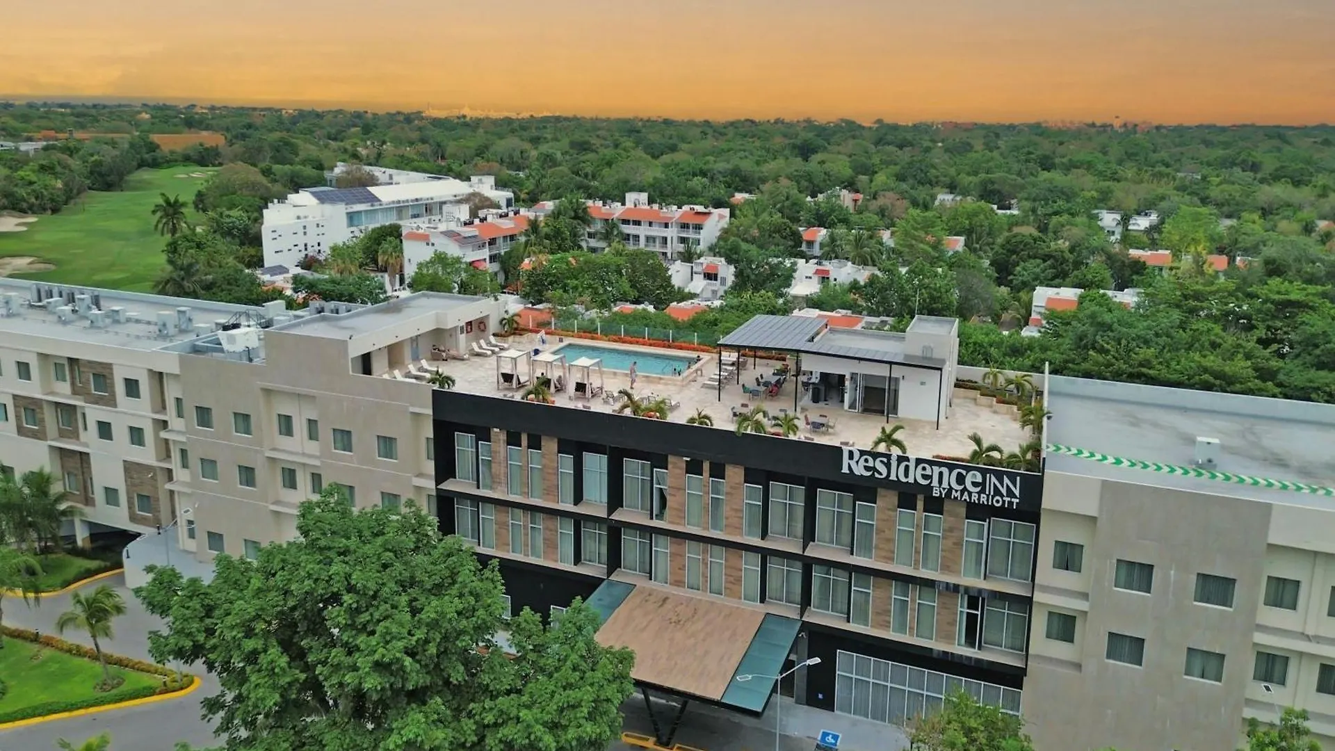 Hotel Residence Inn By Marriott Playa Del Carmen
